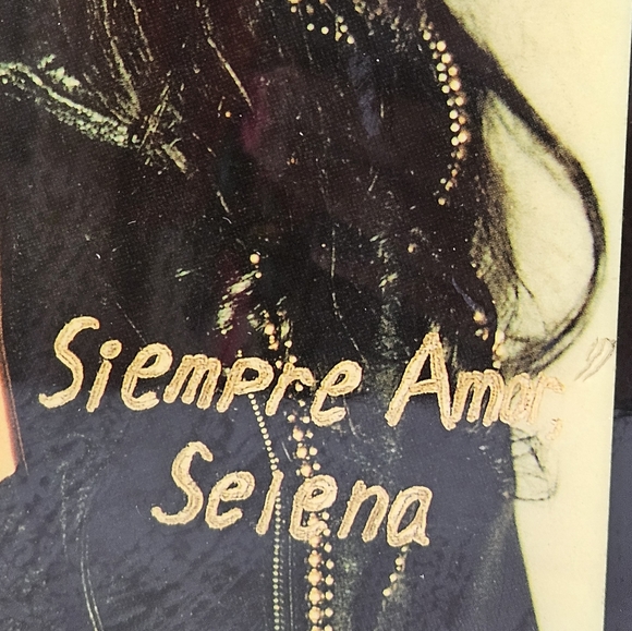 RARE Vintage Selena Quintanilla clock - Picture 6 of 12